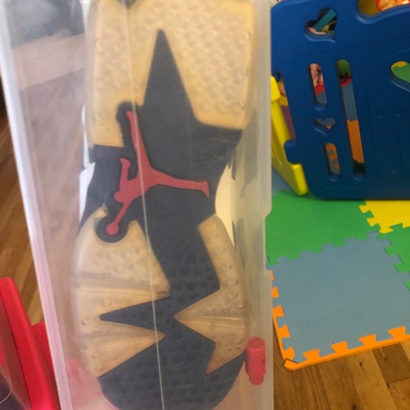 AIR JORDAN 6 RETRO GS 'OLYMPIC' 2012 - Picture 2 of 5